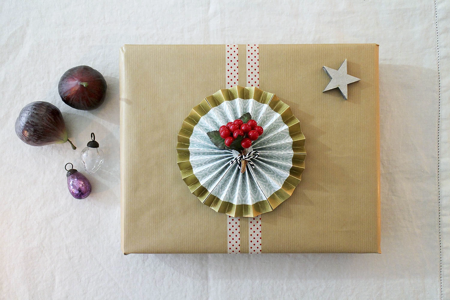 DIY paper fanwheels